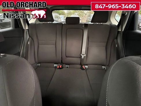 Used 2025 Nissan Rogue S AWD/4WD image 9