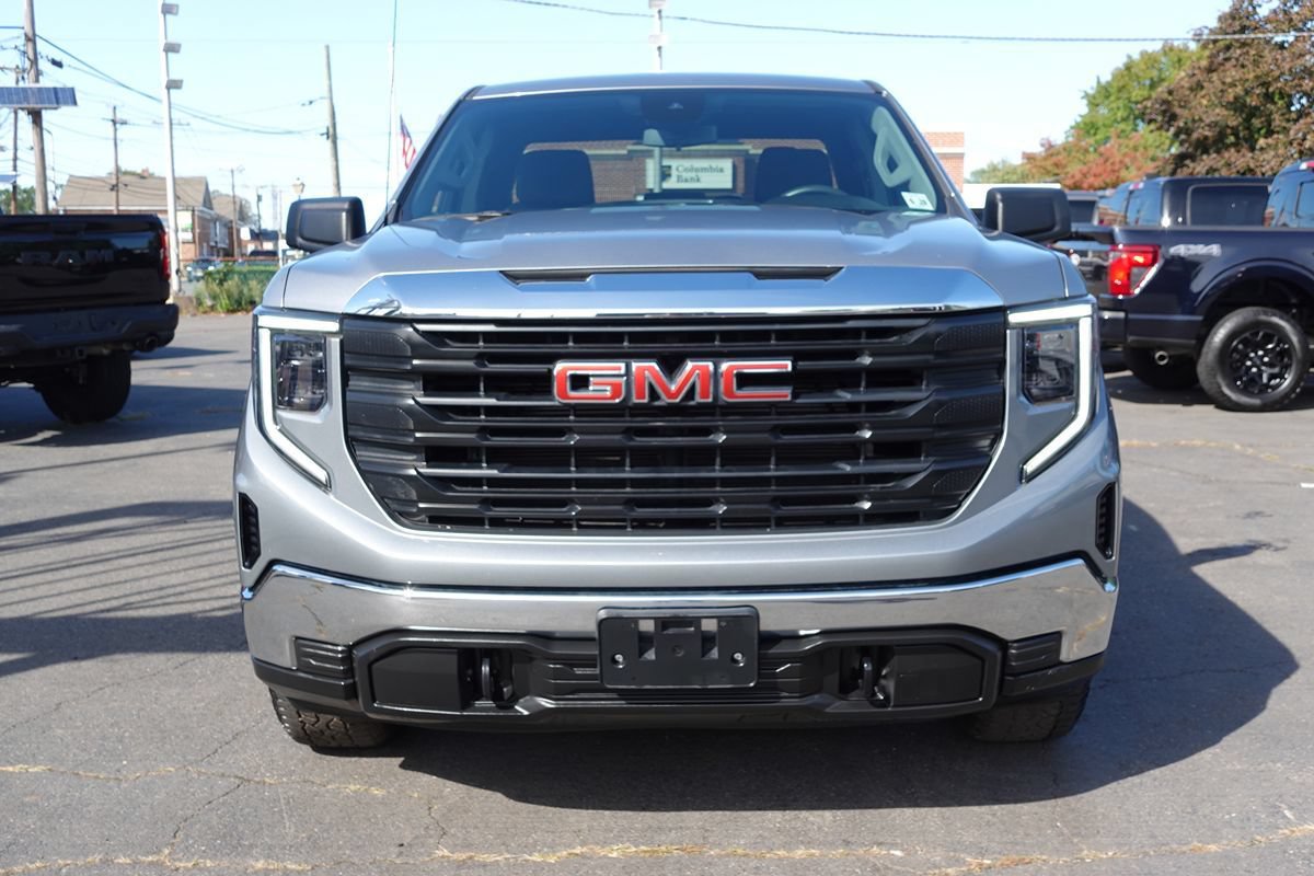 Used 2023 GMC Sierra 1500 Pro w/ Pro Value Package AWD/4WD image 5