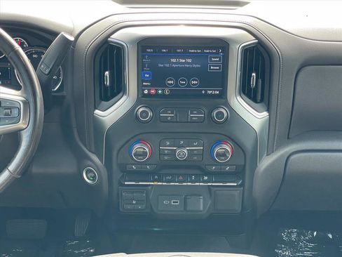 Used 2021 Chevrolet Silverado 1500 LT image 15