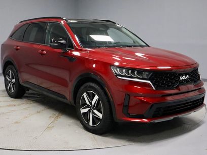 Used 2023 Kia Sorento S w/ Panoramic Sunroof Package