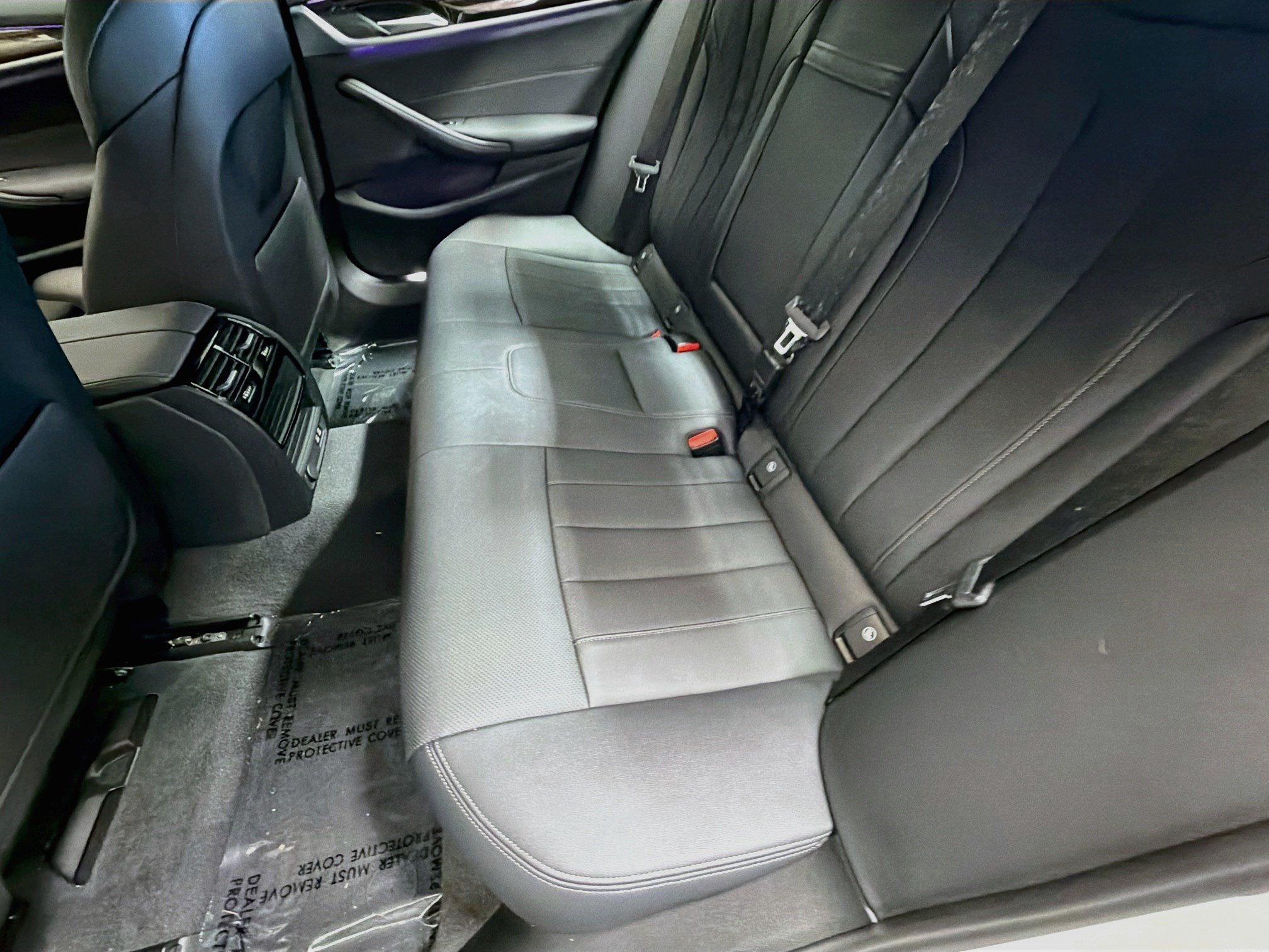 Used 2022 BMW 530i w/ M Sport Package RWD image 13