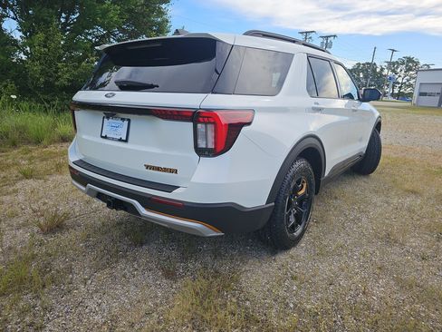 New 2026 Ford Explorer Tremor w/ Tremor Ultimate Package AWD/4WD image 4