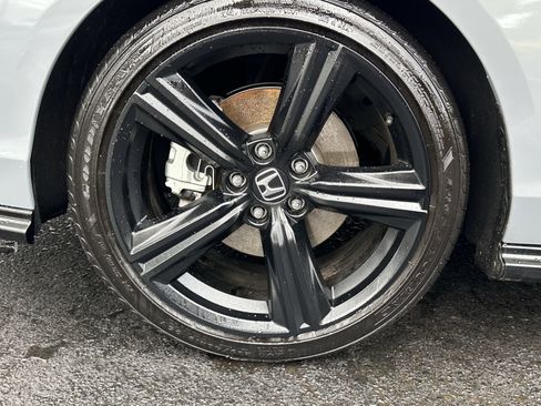 Used 2025 Honda Accord Sport image 13