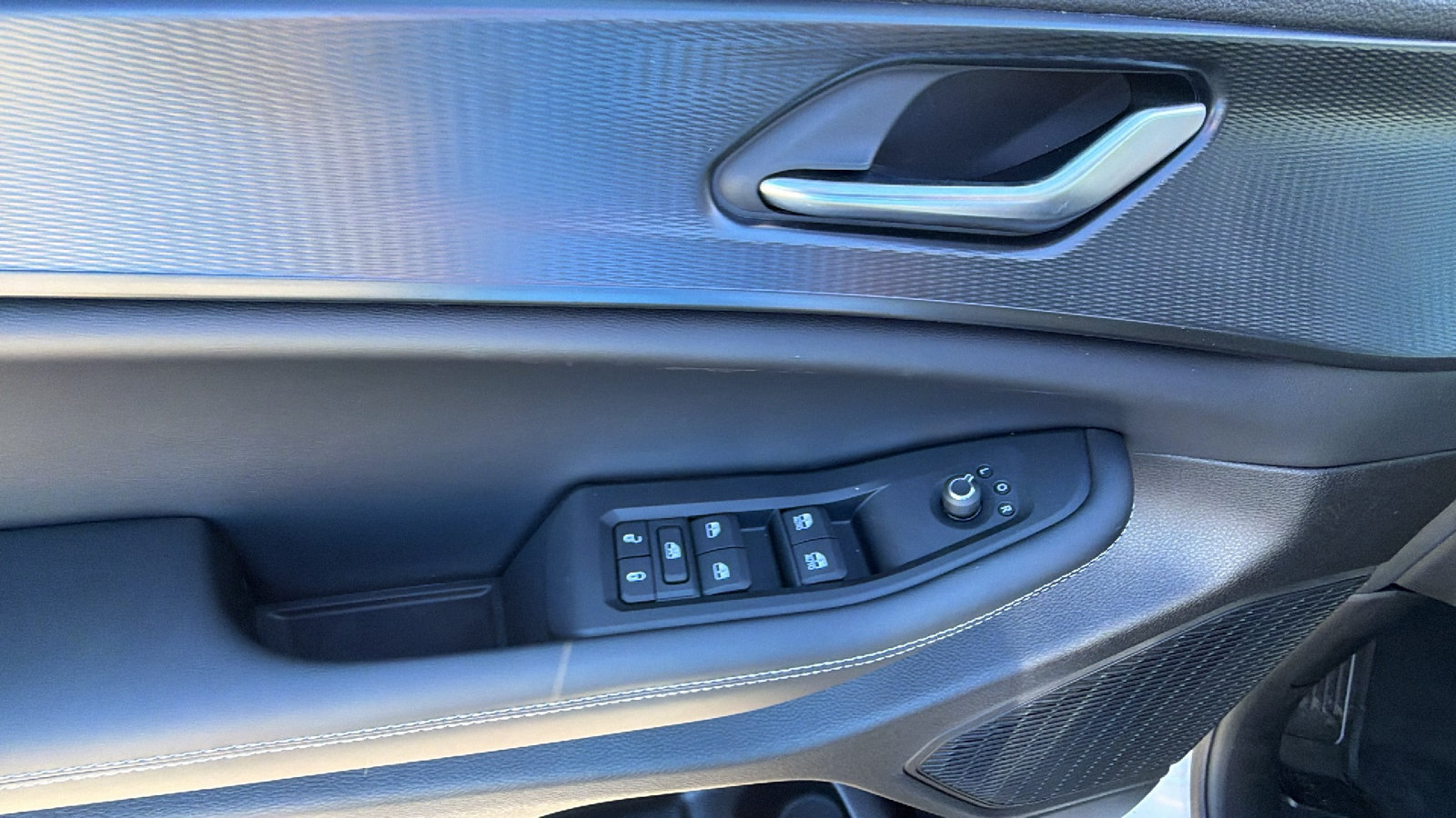 New 2027 Jeep Grand Cherokee Laredo X AWD/4WD image 15
