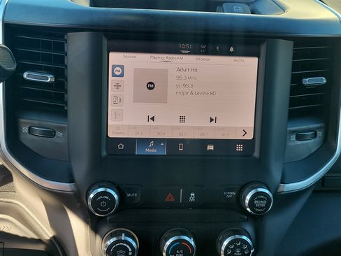 Used 2024 RAM 2500 Big Horn image 23