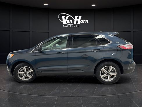 Used 2024 Ford Edge SEL w/ Convenience Package AWD/4WD image 4