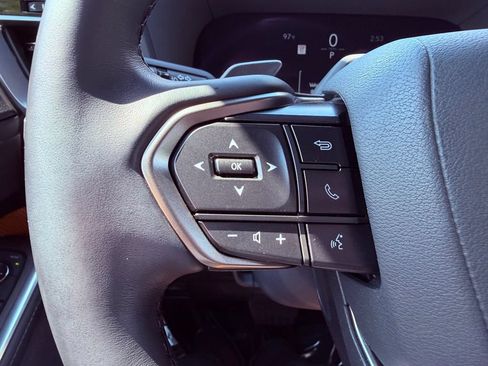 Certified 2024 Lexus GX 550 w/ Accessory Package (31) AWD/4WD image 24