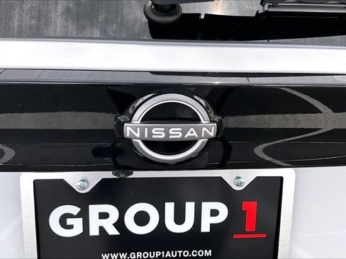 Used 2025 Nissan Kicks SV w/ Charging Package FWD image 31