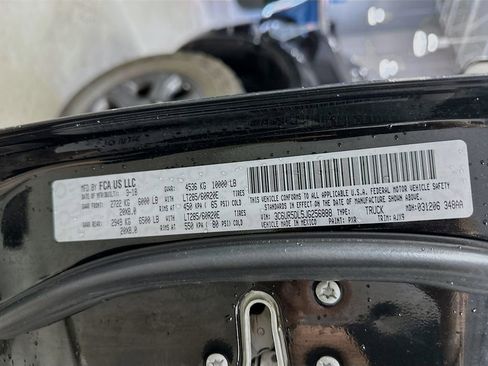 Used 2018 RAM 2500 Lone Star w/ Sport Appearance Group image 28