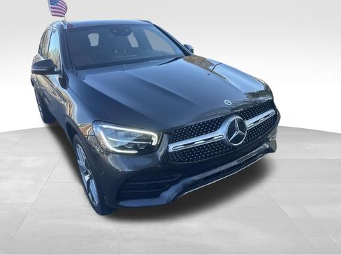 Used 2021 Mercedes-Benz GLC 300 4MATIC w/ AMG Line image 36