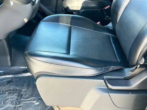 Used 2023 Ford Transit 250 Medium Roof RWD image 18