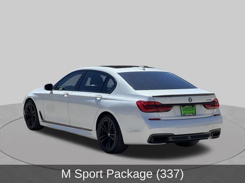 Used 2016 BMW 750i RWD image 3