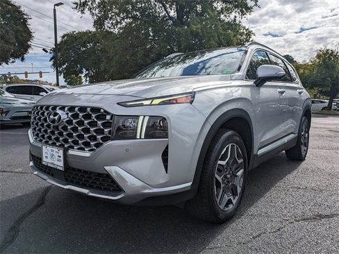 Used 2023 Hyundai Santa Fe Limited image 8