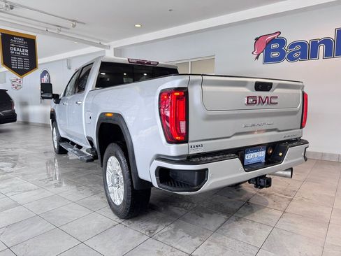 Certified 2023 GMC Sierra 3500 Denali w/ Denali Ultimate Package AWD/4WD image 5