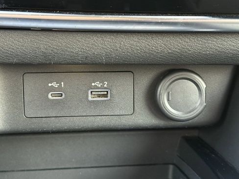 Certified 2021 Nissan Rogue S image 33