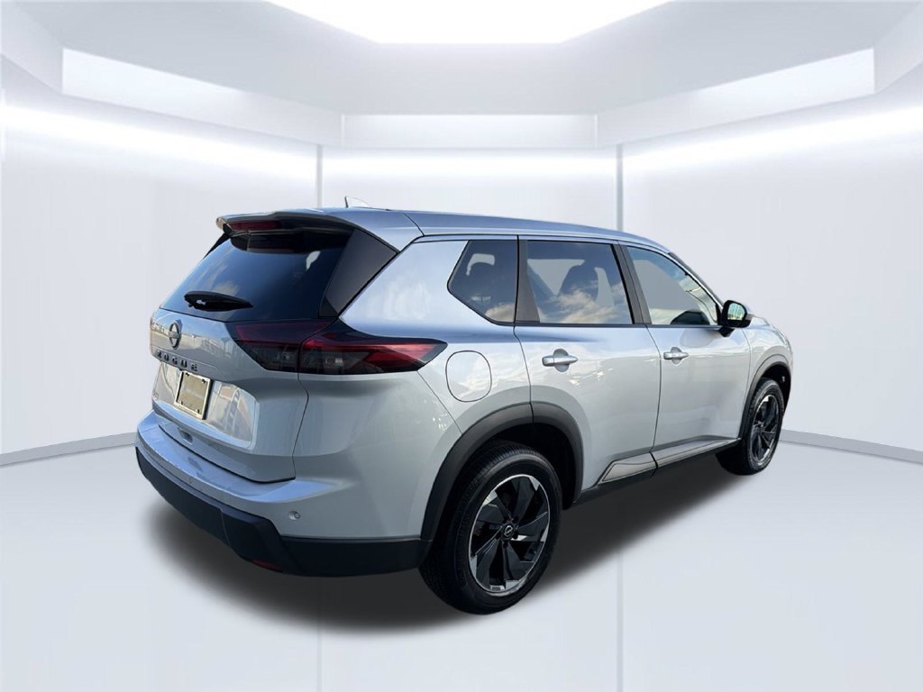 Used 2025 Nissan Rogue SV FWD image 7