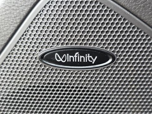 Used 2011 Hyundai Santa Fe Limited image 17