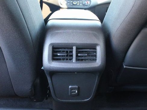 Used 2023 GMC Terrain SLE w/ Driver Convenience Package FWD image 33