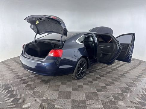 Used 2019 Chevrolet Impala LT FWD image 14