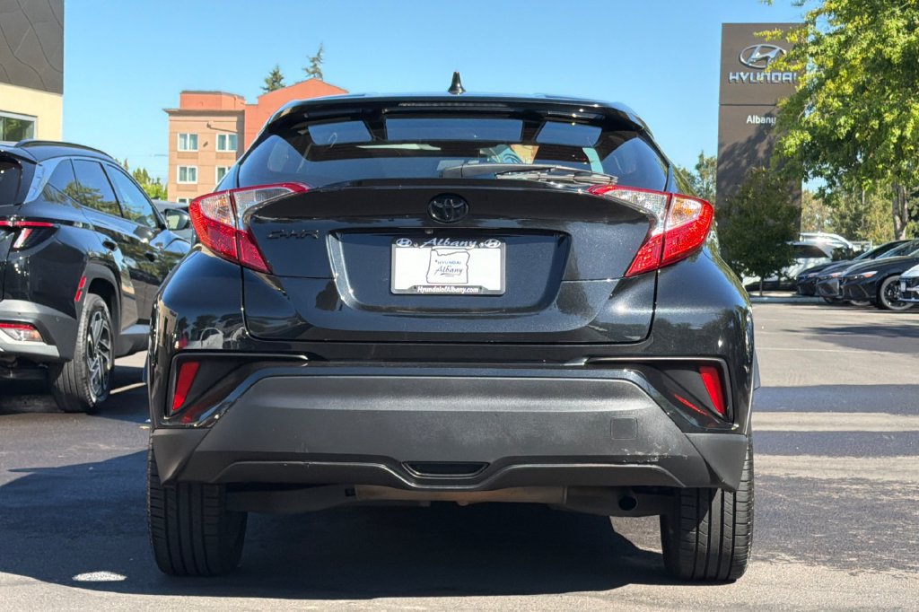 Used 2022 Toyota C-HR Nightshade FWD image 5
