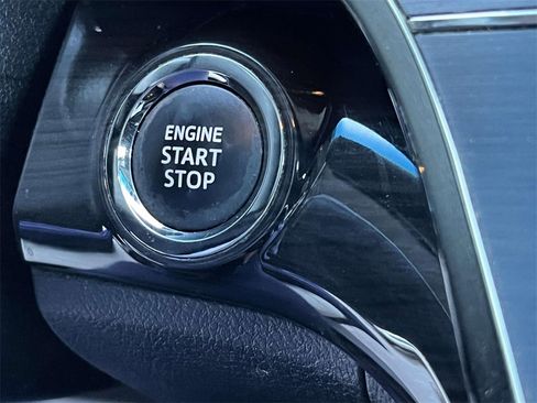 Used 2014 Toyota Avalon Limited image 31