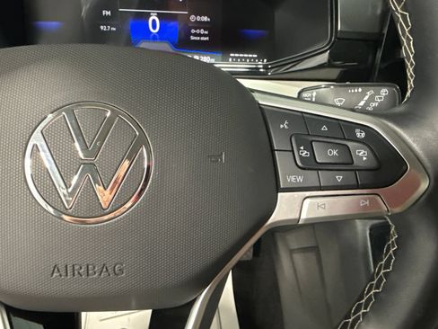Used 2025 Volkswagen Taos S AWD/4WD image 30