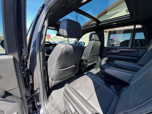 Used 2025 GMC Yukon Denali w/ Sun & Power Step Package AWD/4WD image 43