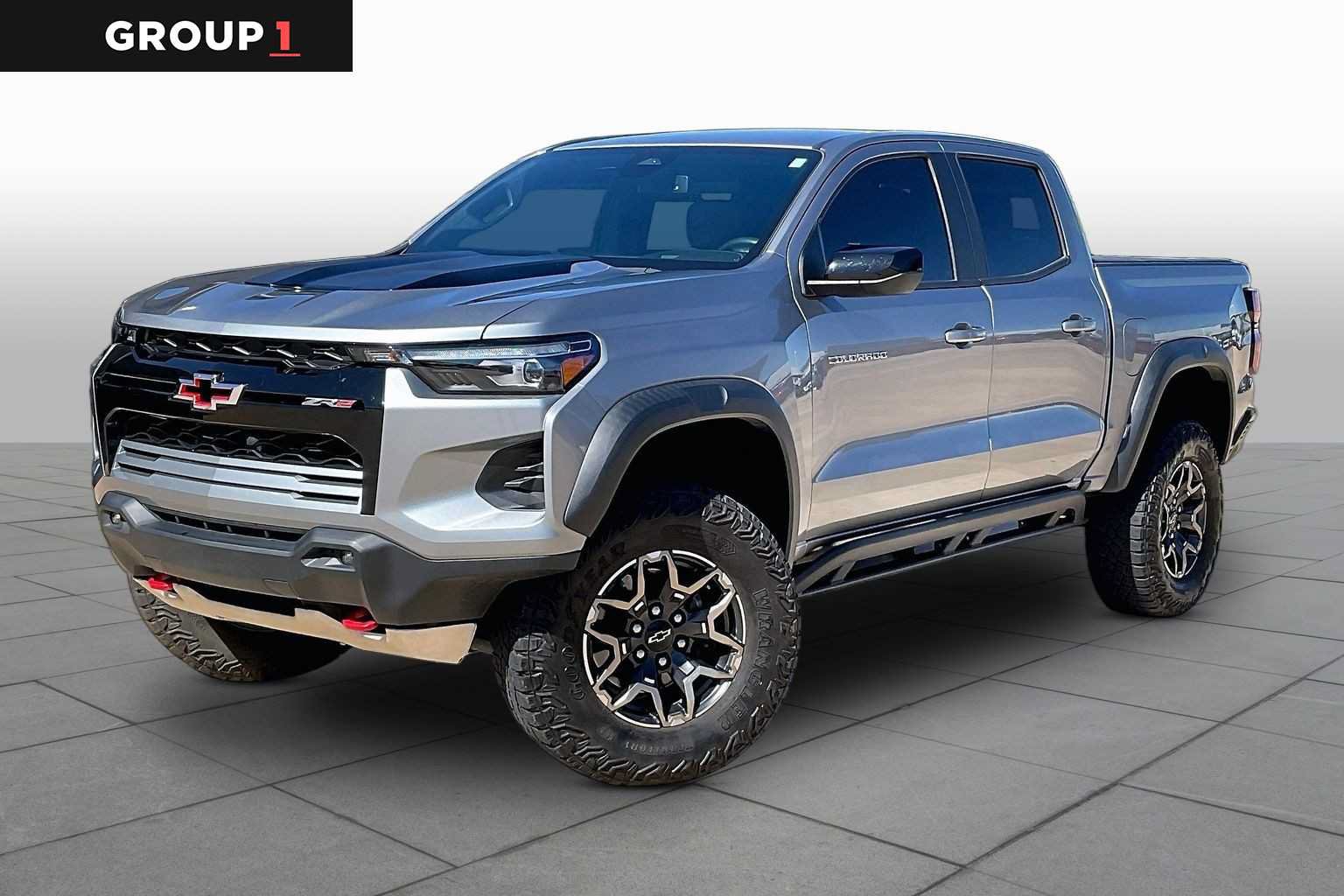 Used 2023 Chevrolet Colorado ZR2 w/ ZR2 Convenience Package III AWD/4WD image 1