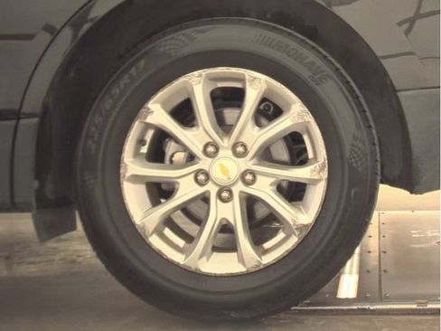 Used 2020 Chevrolet Equinox LT FWD image 13
