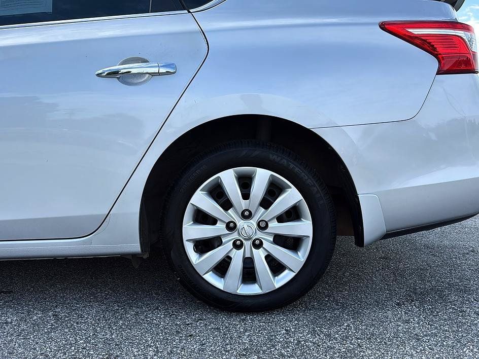 Used 2017 Nissan Sentra S FWD image 26