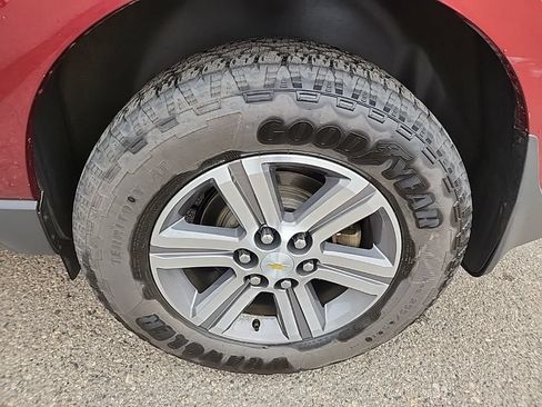 Used 2017 Chevrolet Traverse LT AWD/4WD image 38