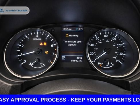 Used 2020 Nissan Rogue SV w/ Sun & Sound Touring Package AWD/4WD image 12