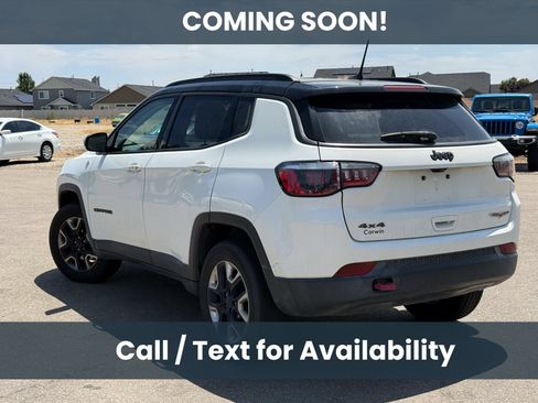 Used 2018 Jeep Compass Trailhawk w/ Leather Interior Group AWD/4WD image 5