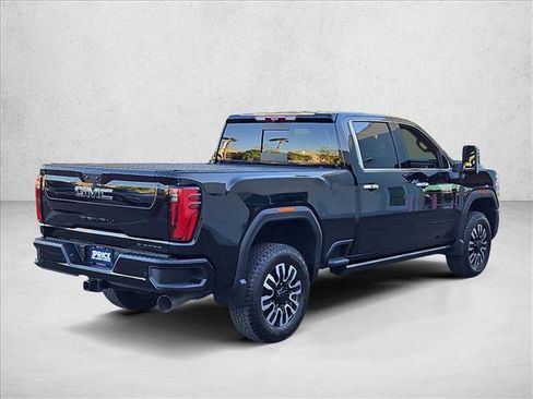 Used 2026 GMC Sierra 2500 Denali Ultimate w/ Max Trailering Package AWD/4WD image 5