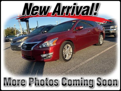 Used 2013 Nissan Altima 3.5 SL w/ Technology Pkg image 1