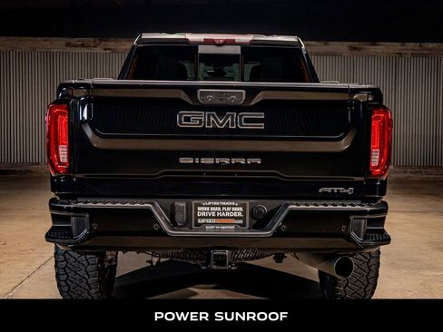 Used 2022 GMC Sierra 2500 AT4 w/ AT4 Premium Plus Package image 7