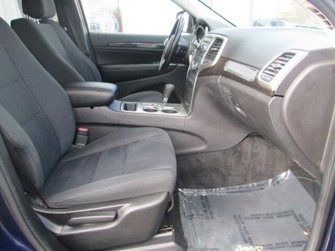 Used 2012 Jeep Grand Cherokee Laredo image 14
