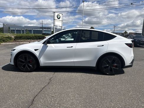 Used 2026 Tesla Model Y Performance AWD/4WD image 11