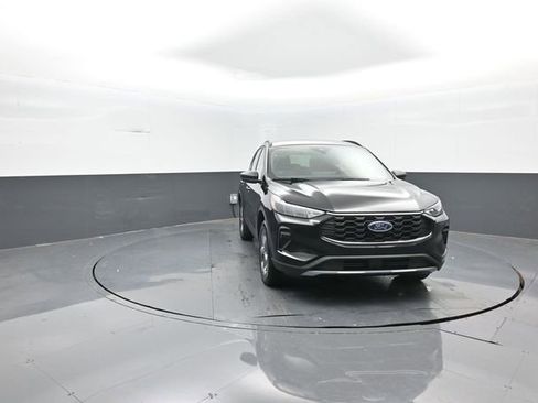 New 2026 Ford Escape ST-Line w/ Tech Pack #1 image 2