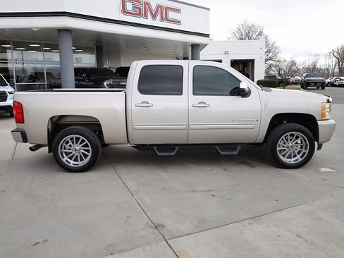 Used 2009 Chevrolet Silverado 1500 LTZ w/ Safety Package image 7