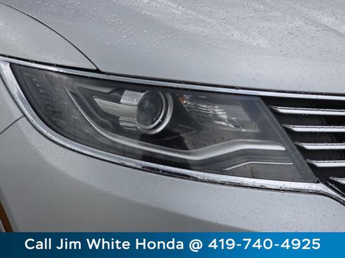 Used 2017 Lincoln MKX Reserve AWD/4WD image 12