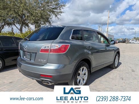 Used 2011 MAZDA CX-9 Touring image 3