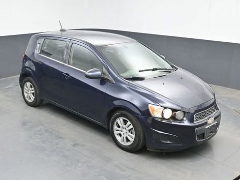 Used 2015 Chevrolet Sonic LT FWD image 29