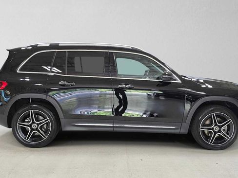 Certified 2026 Mercedes-Benz GLB 250 4MATIC image 3