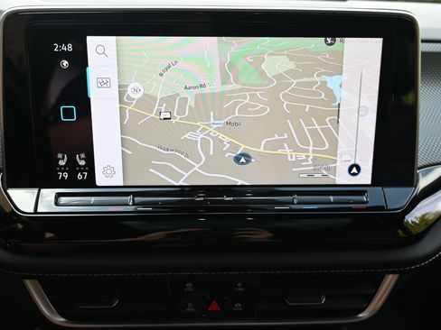 Used 2024 Volkswagen Atlas Cross Sport SEL Premium R-Line image 28