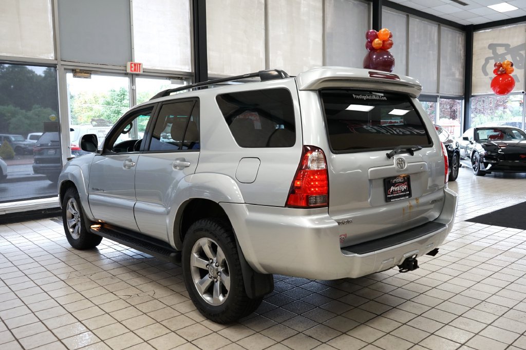 Used 2007 Toyota 4Runner Limited AWD/4WD image 4