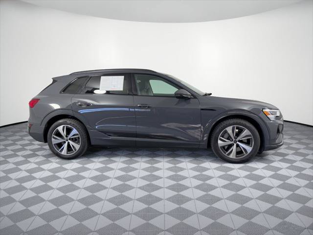 Certified 2024 Audi Q8 e-tron Premium Plus AWD/4WD image 8