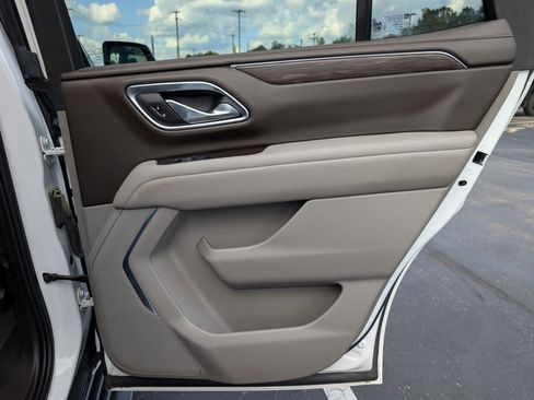 Used 2023 Chevrolet Tahoe LS image 18