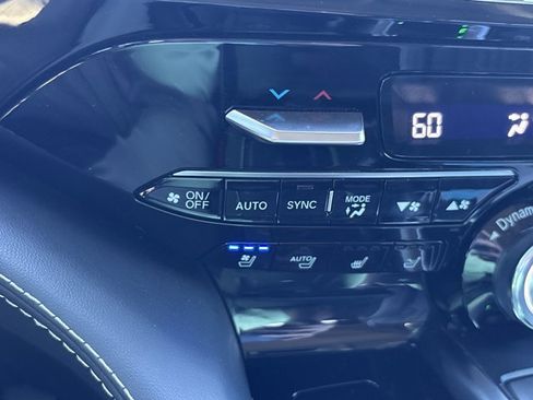 Used 2025 Acura MDX w/ Advance Package image 38