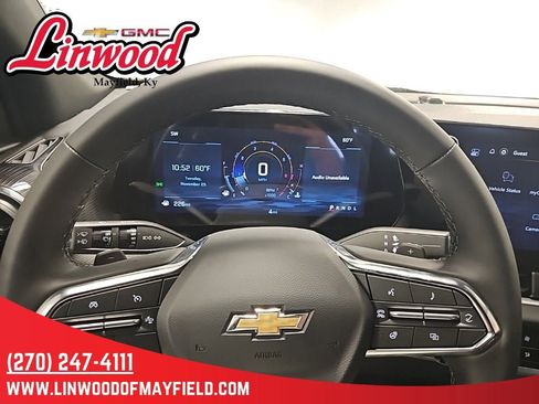 New 2026 Chevrolet Equinox LT w/ Convenience Package II image 23